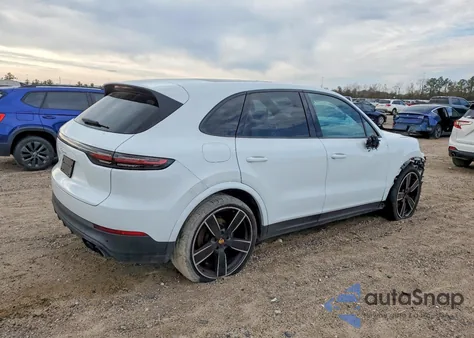 2021 Porsche Cayenne z USA, uszkodzony, nr VIN WP1AA2AY2MDA09569
